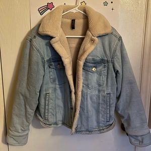 Women’s Express denim reversible Sherpa trucker jean jacket